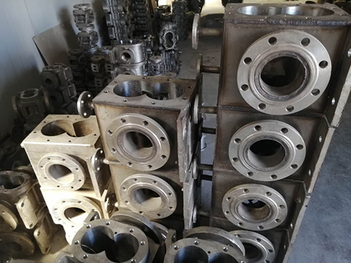 不鏽鋼(gāng)保溫齒輪泵(bèng)配件