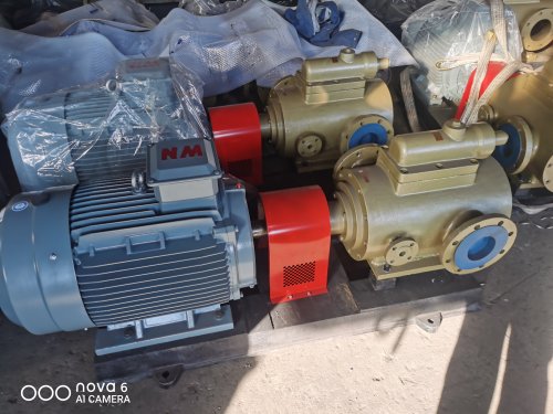 保溫螺杆瀝青泵(bèng) 保溫螺杆瀝青泵(bèng)